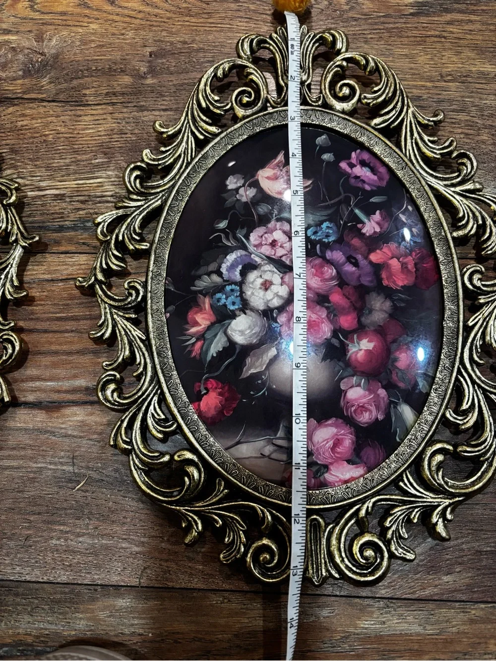 2- Ornate Gold Oval Floral Wall Plaque Pair - Vintage-Style Home Accents